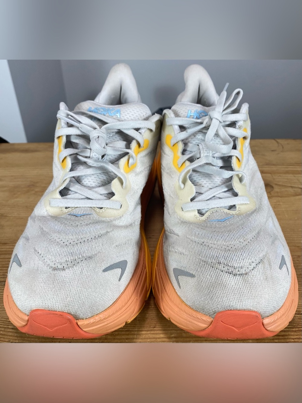 Hoka Arahi 6 Wide Nimbus Cloud Bellwether Blue Running Shoes 1123197 Women's 11D